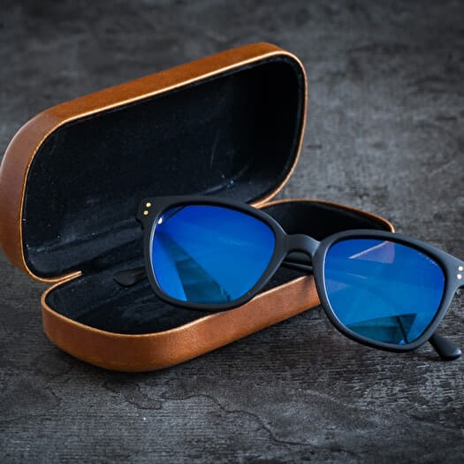 Komono Renee Black Rubber Blue Mirror | Footshop display picture 3