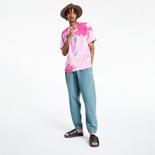 Psychic pink nike shirt on sale