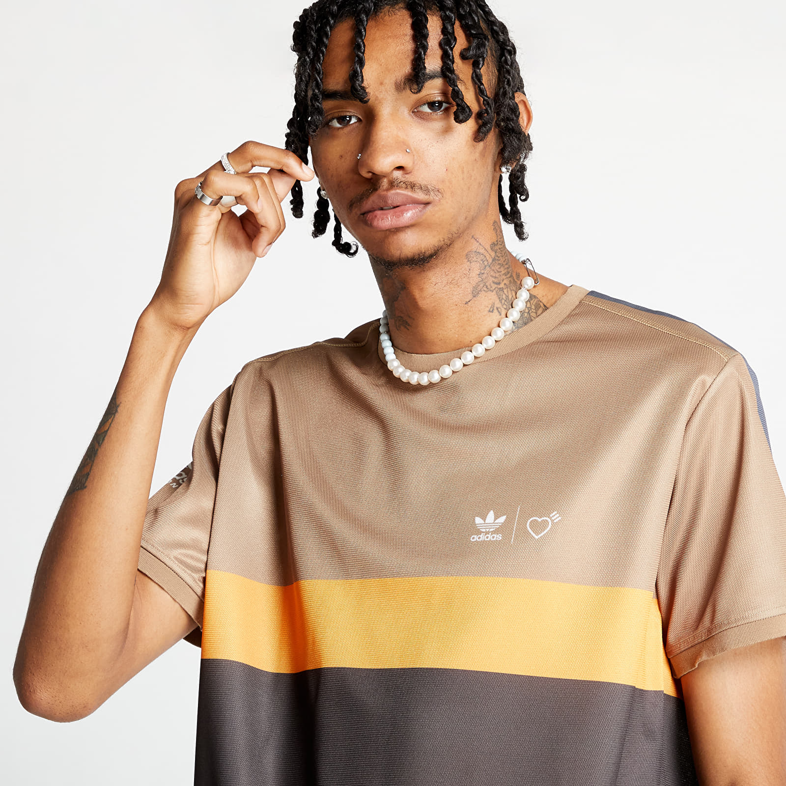 Magliette 2025 adidas oro