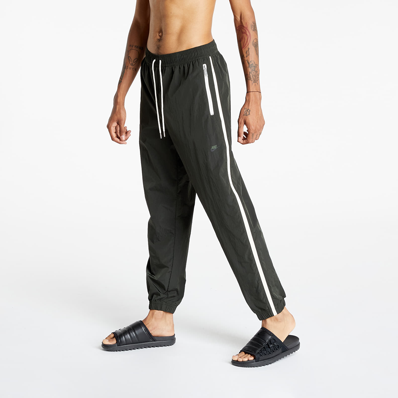 Džínsy a nohavice Nike Sportswear Style Essentials Men's Unlined Woven Track Pants Sequoia/ Sail/ Ice Silver/ Sequoia