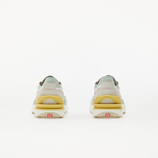 nike waffle one seafoam