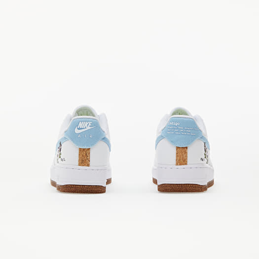 Women s shoes Nike Wmns Air Force 1 07 SE White Obsidian White