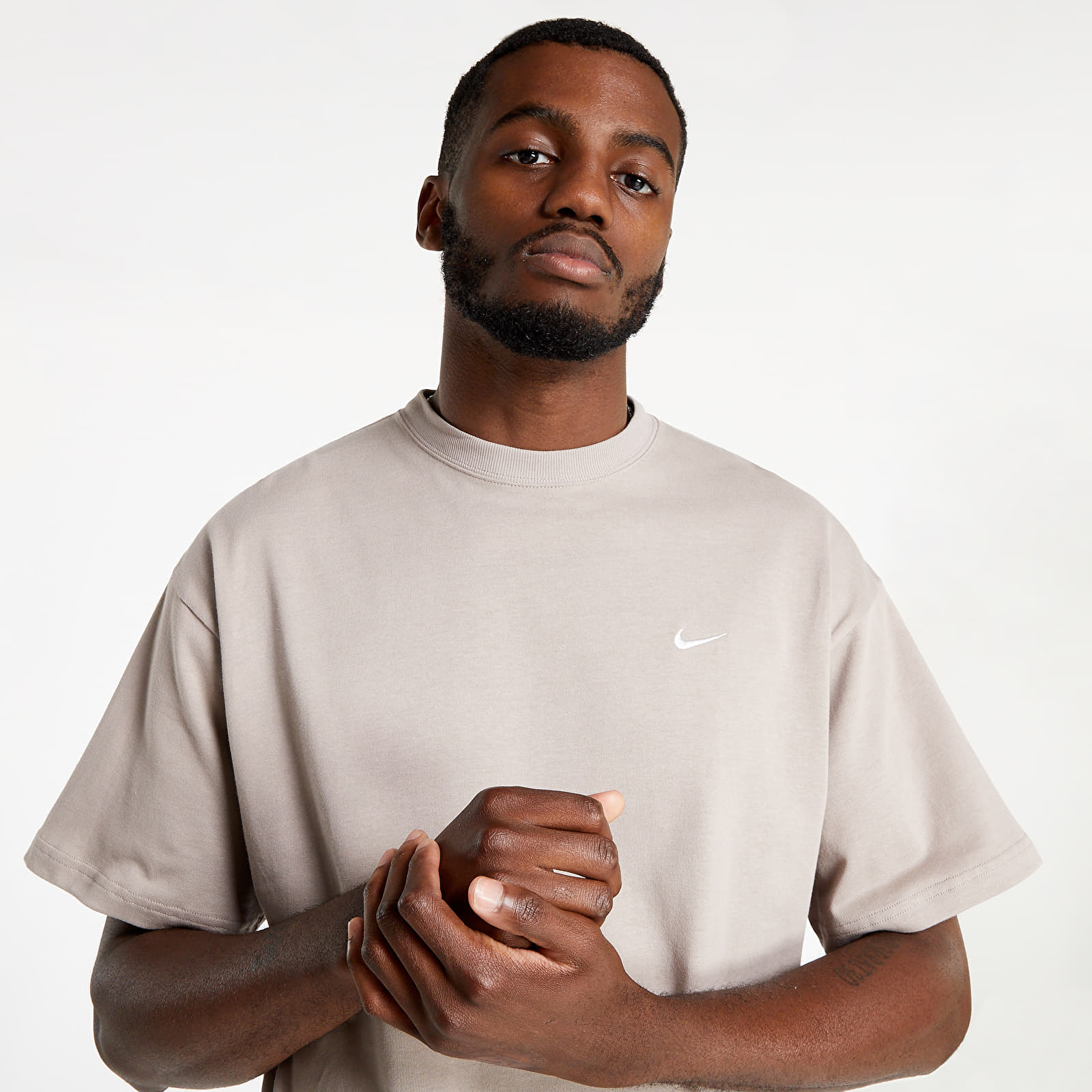 Nikelab sale swoosh tee