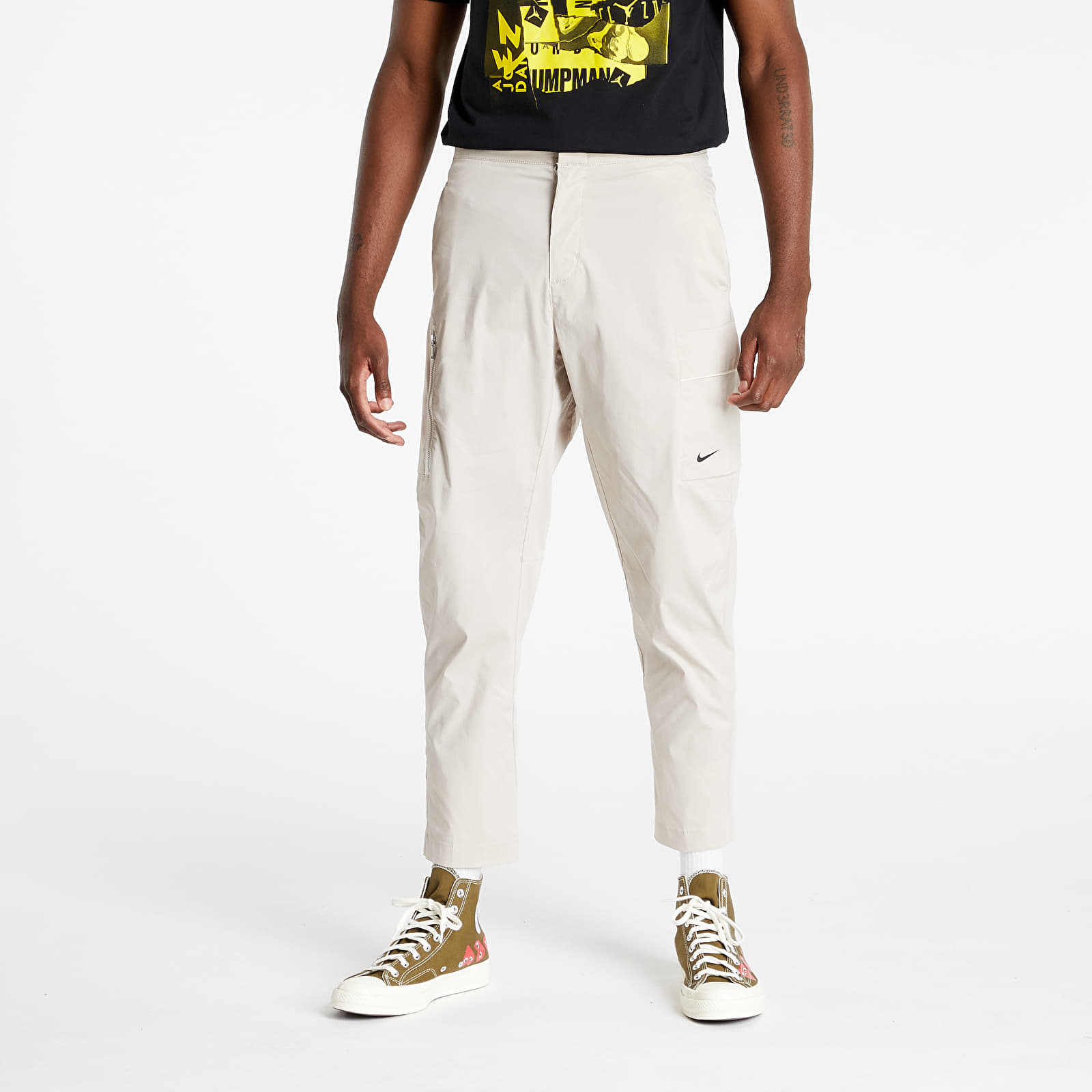 Cream discount nike sweats