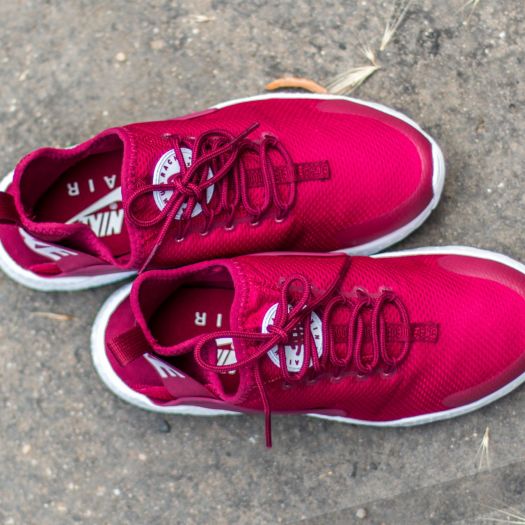 Women s shoes Nike Air Huarache Run Ultra Noble Red White Footshop