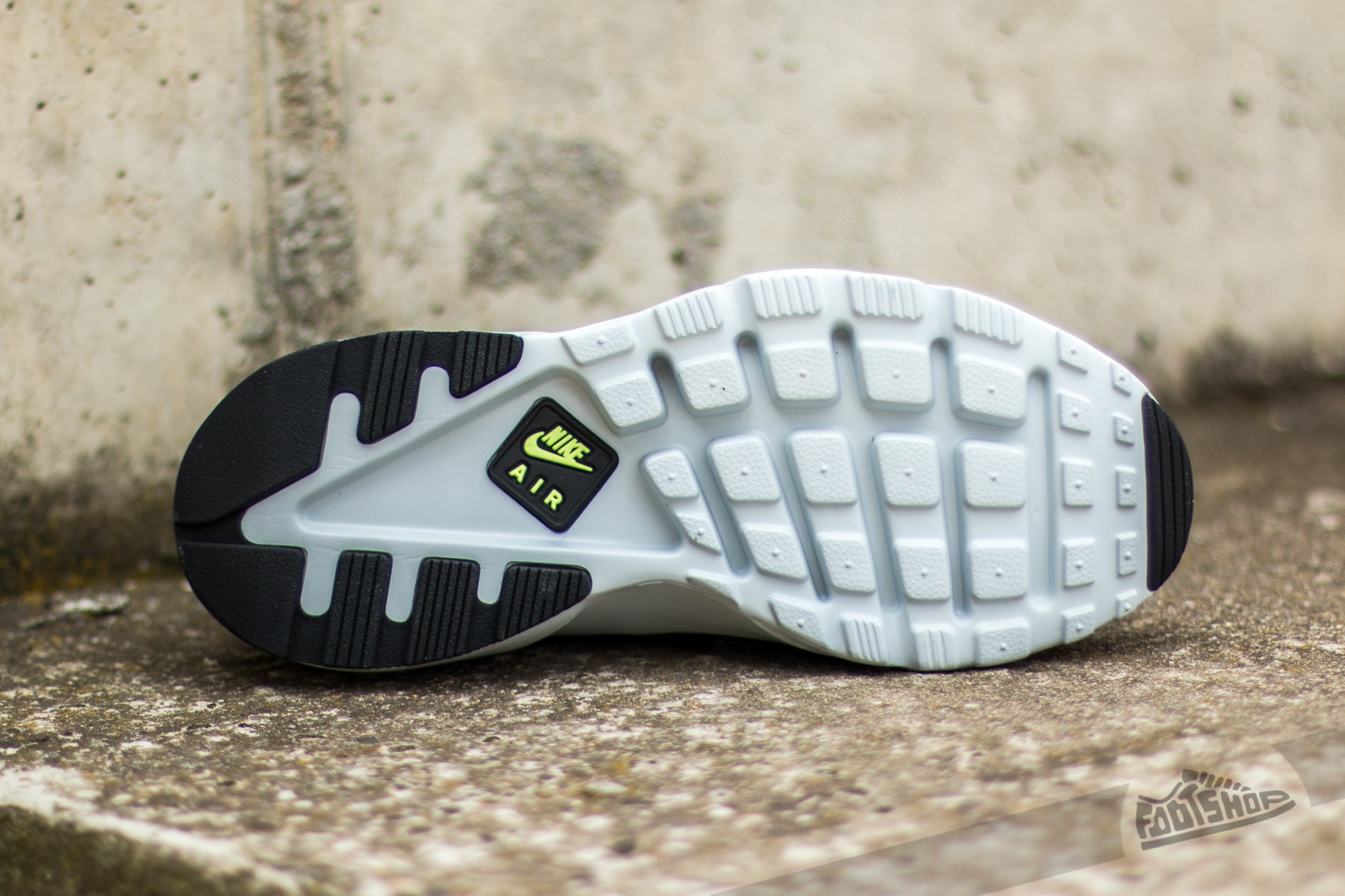 Nike air huarache run ultra midnight navy/black-ghost best sale green