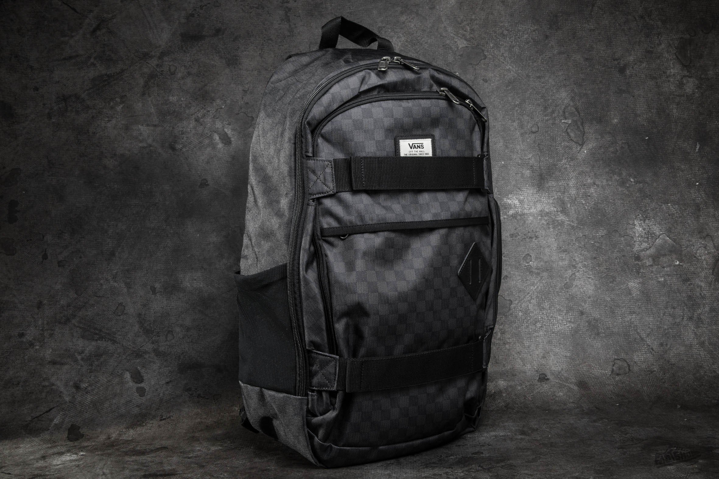 Kiegészítők Vans Transient III Skatepack Black/ Charcoal