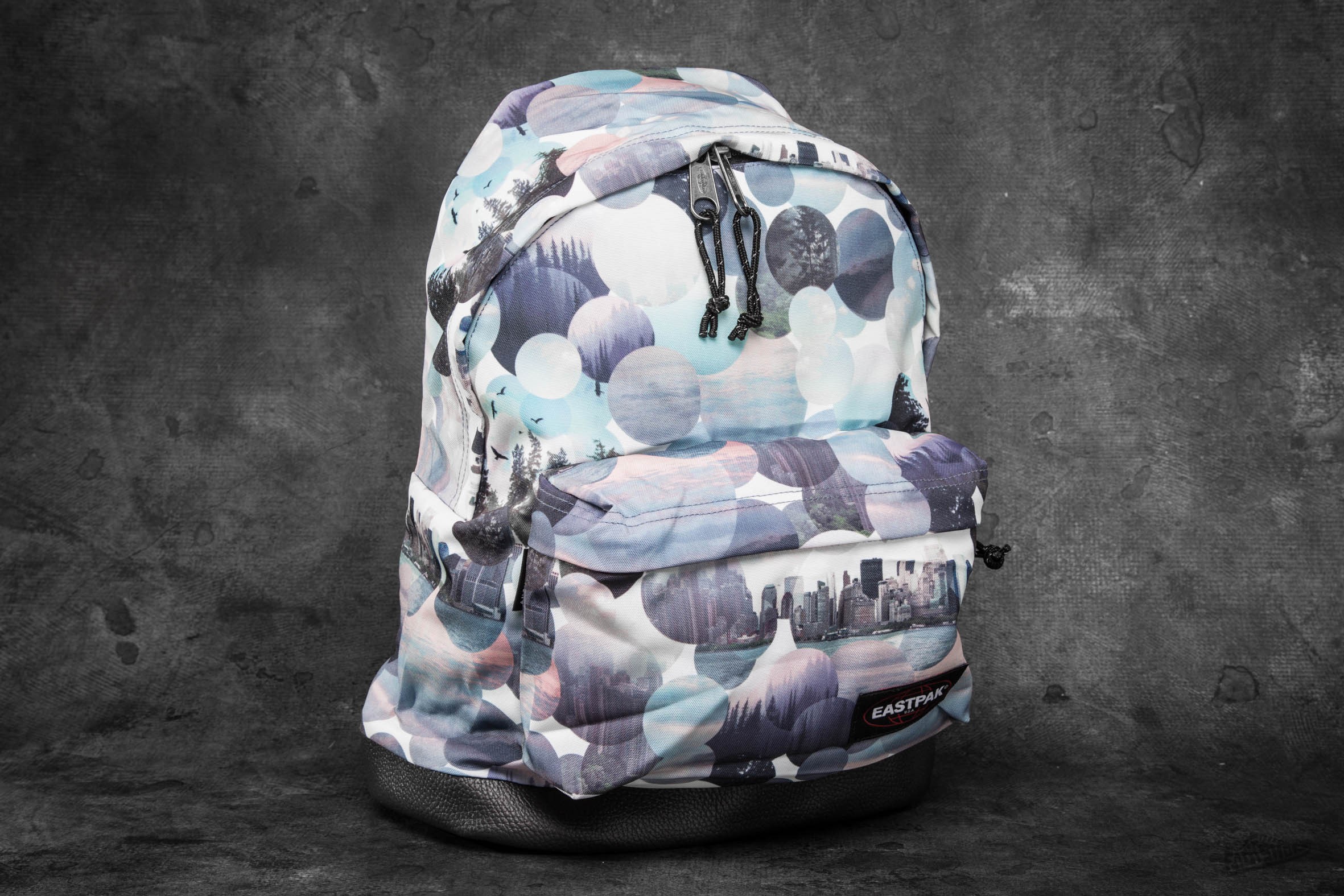 Eastpak 2025 circle planet