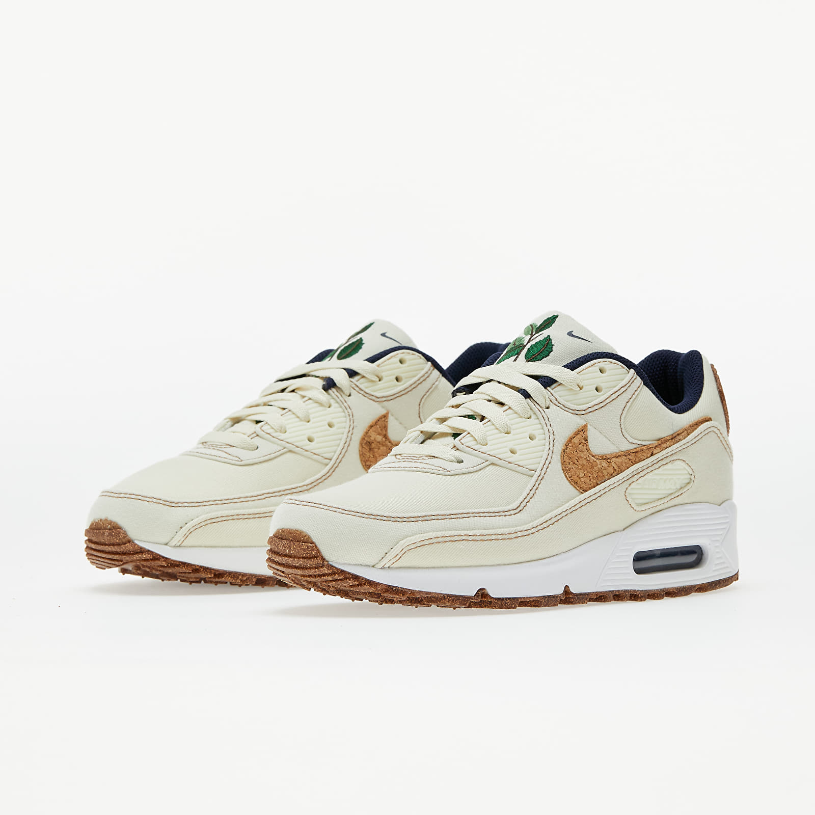 nike air max 90 se coconut milk