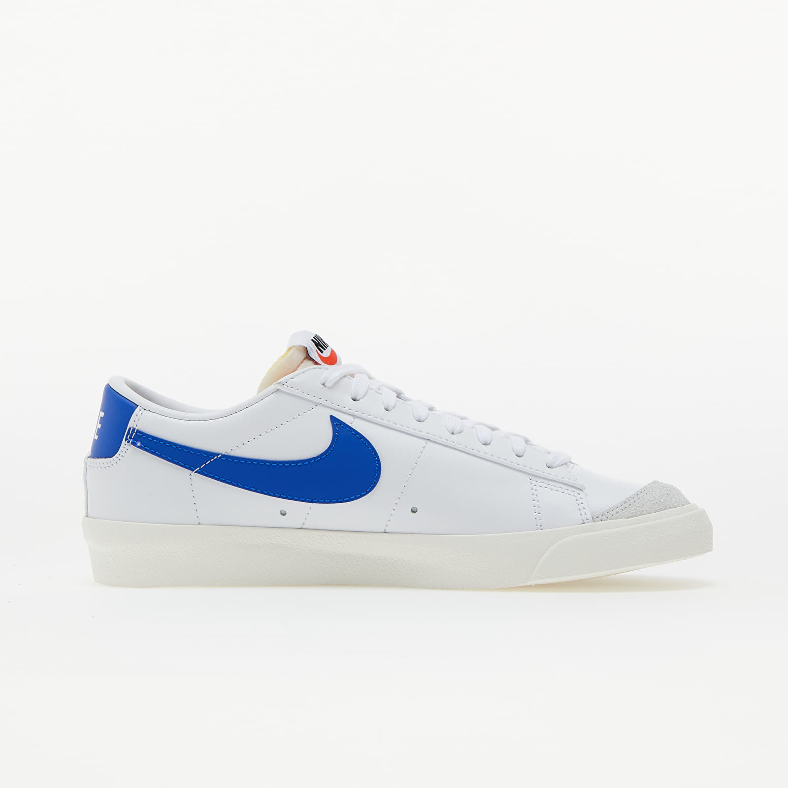 Vyriška avalynė Nike Blazer Low '77 Vintage White/ Hyper Royal-White-White