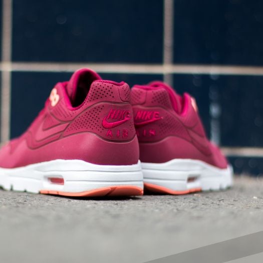 Women s shoes Nike Wmns Air Max 1 Ultra Moire Noble Red Noble Red