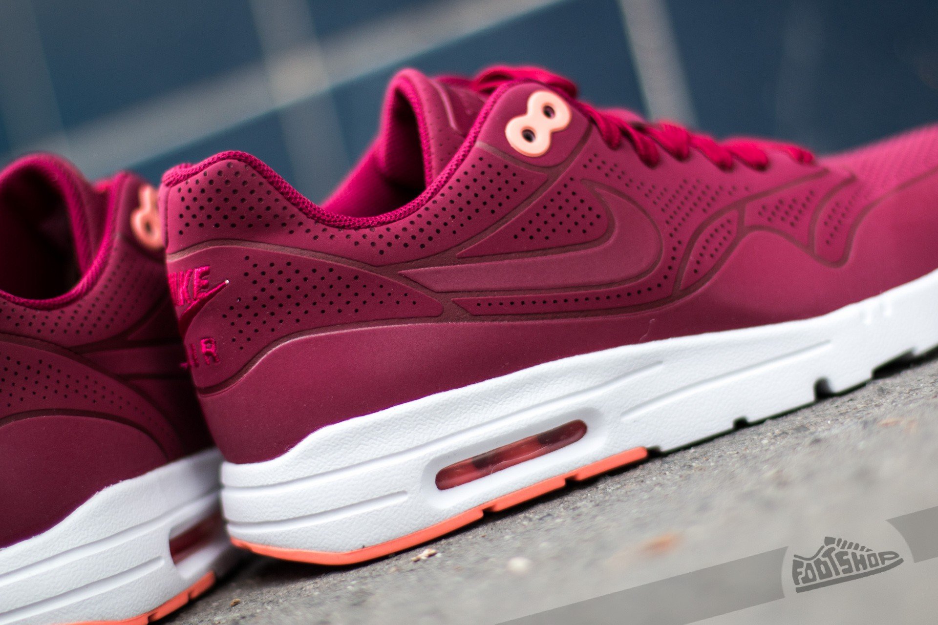 Női cipők Nike Wmns Air Max 1 Ultra Moire Noble Red/ Noble Red
