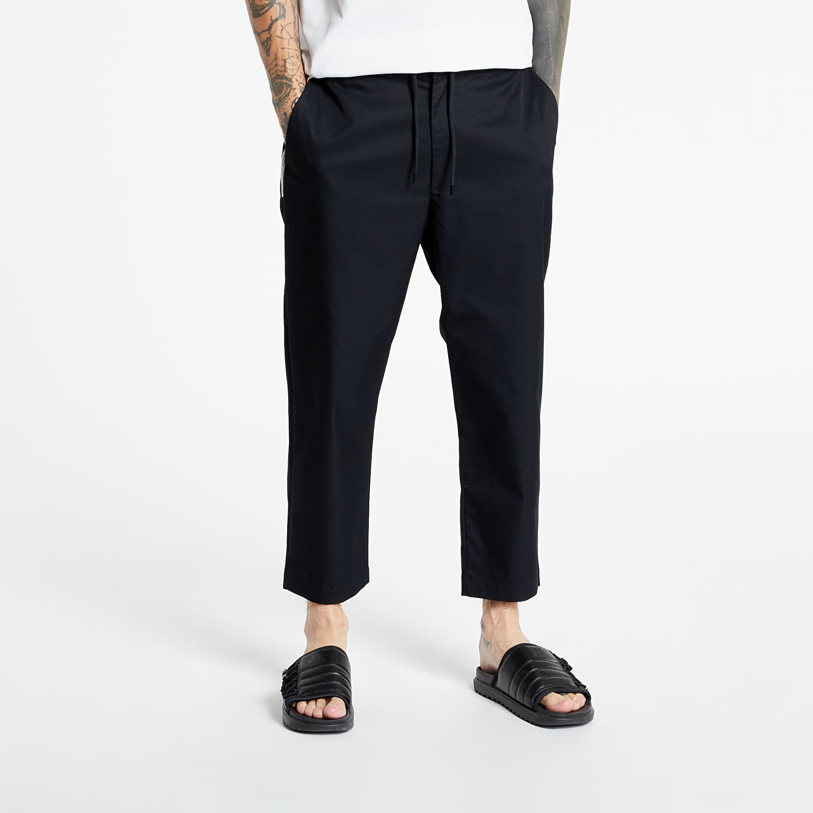 Pantaloni Nike Sportswear Style Essentials M Woven Unlined Sneaker Pants Black/ Sail/ Ice Silver/ Black