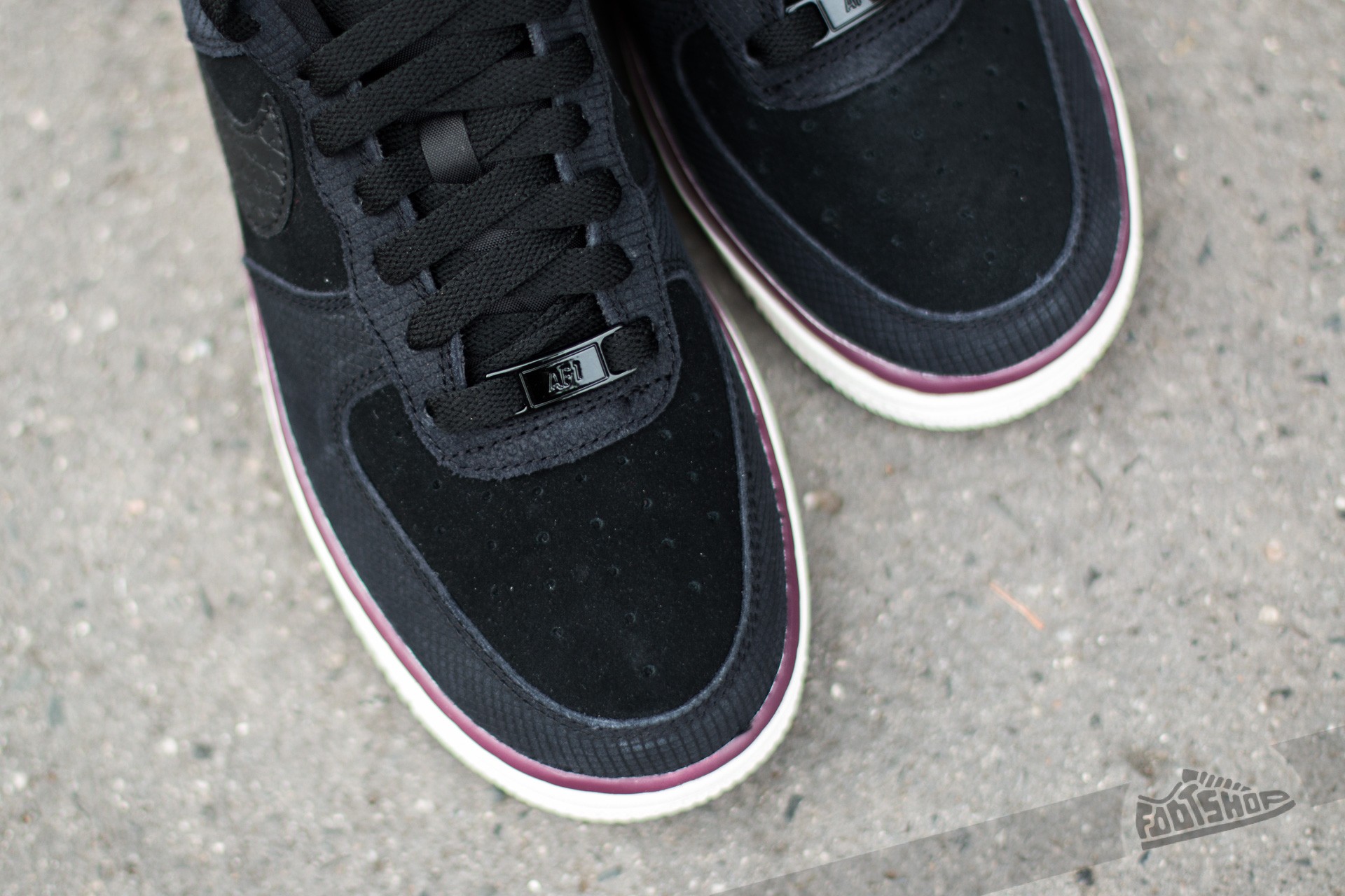Air force 1 07 women's black suede shop