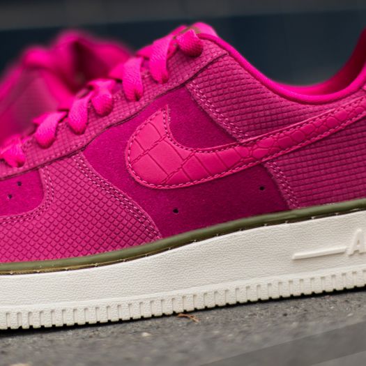 Suede pink air hot sale force 1