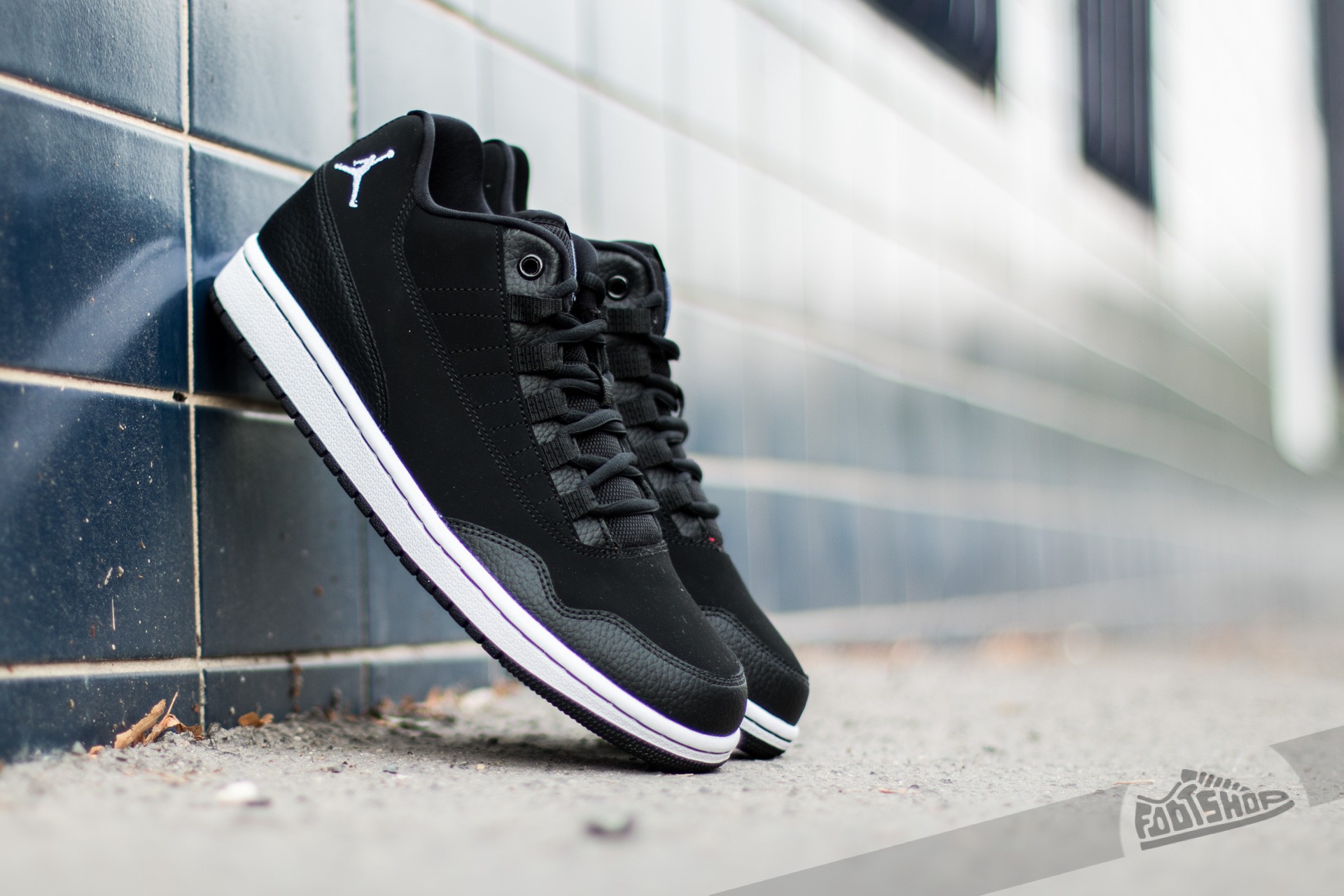 Men s shoes Jordan Executive Low Black White White Footshop
