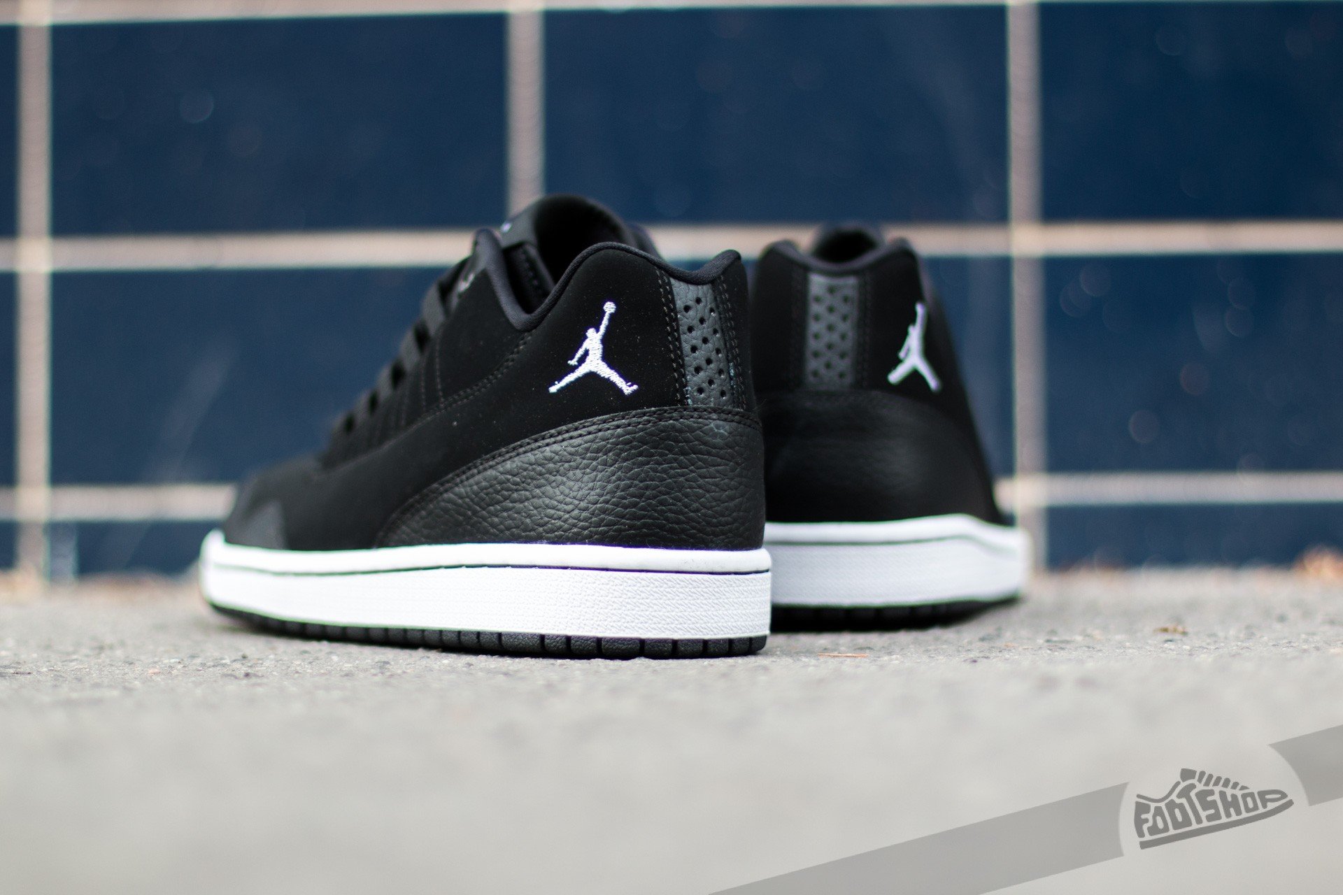 Scarpe uomo Jordan Executive Low Black/ White-White