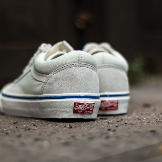 国内配送 VANS OLD SKOOL SUEDE DARK GREY/MARSHMALLOW Vans Old Skool Suede Dark Grey Marshmallow VN000CT8ENH Men's