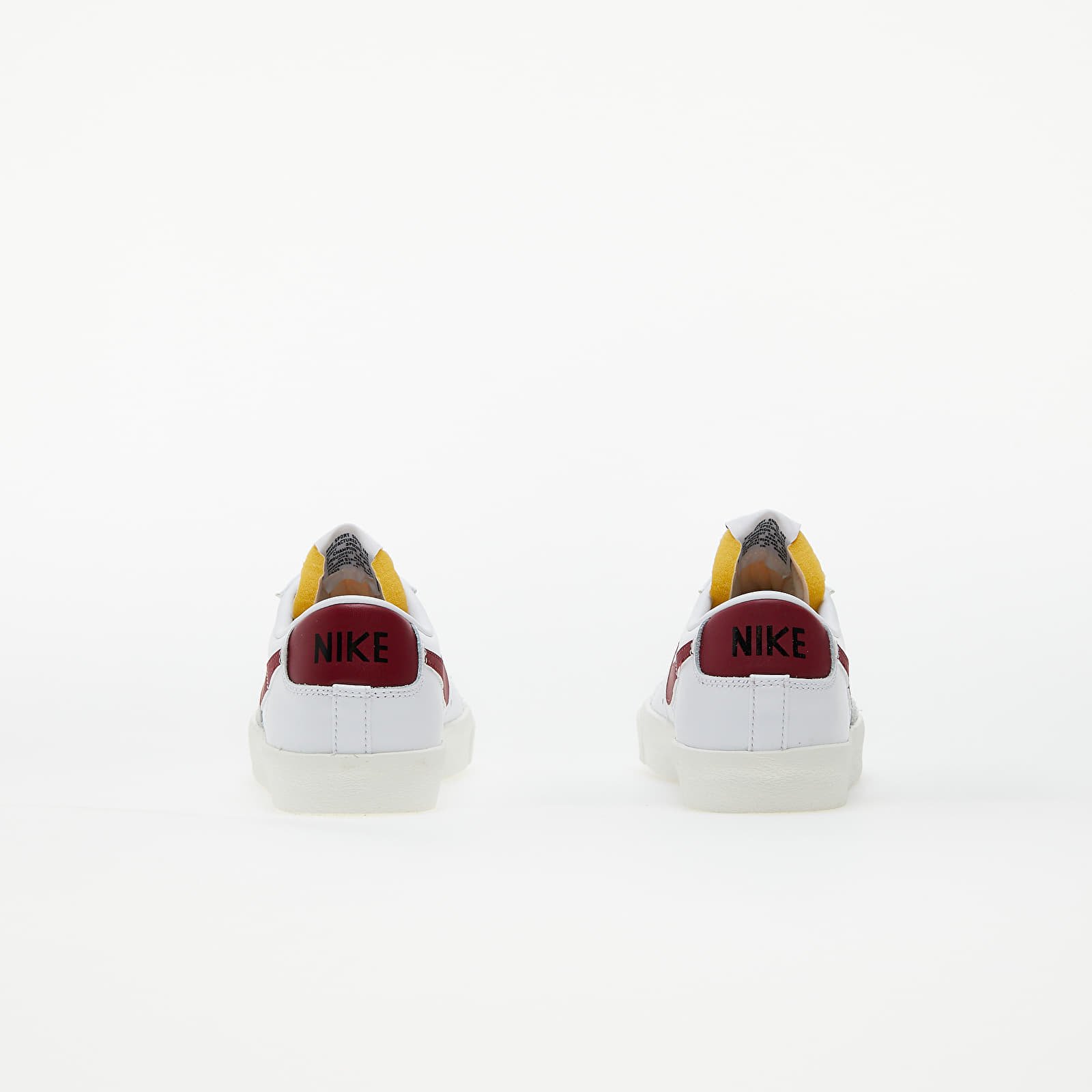 Scarpe uomo Nike Blazer Low '77 Vintage White/ Team Red-White-Sail