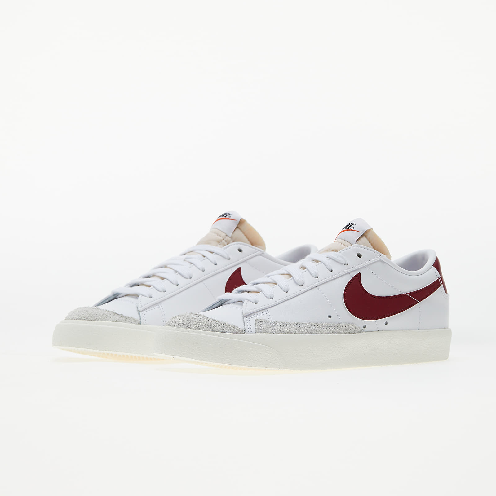 Scarpe uomo Nike Blazer Low '77 Vintage White/ Team Red-White-Sail