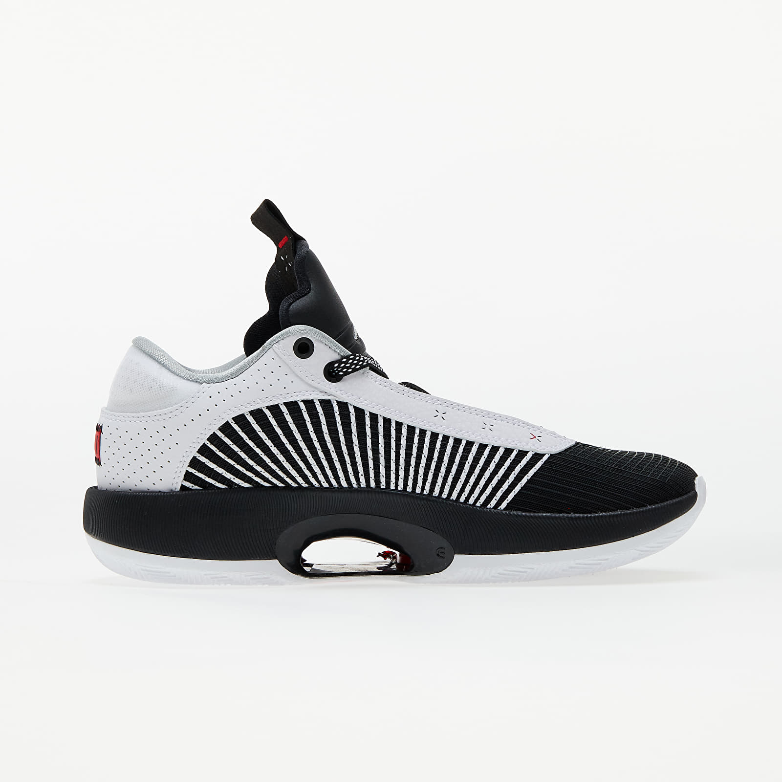 Vyriška avalynė Air Jordan XXXV Low White/ Metallic Silver-Black