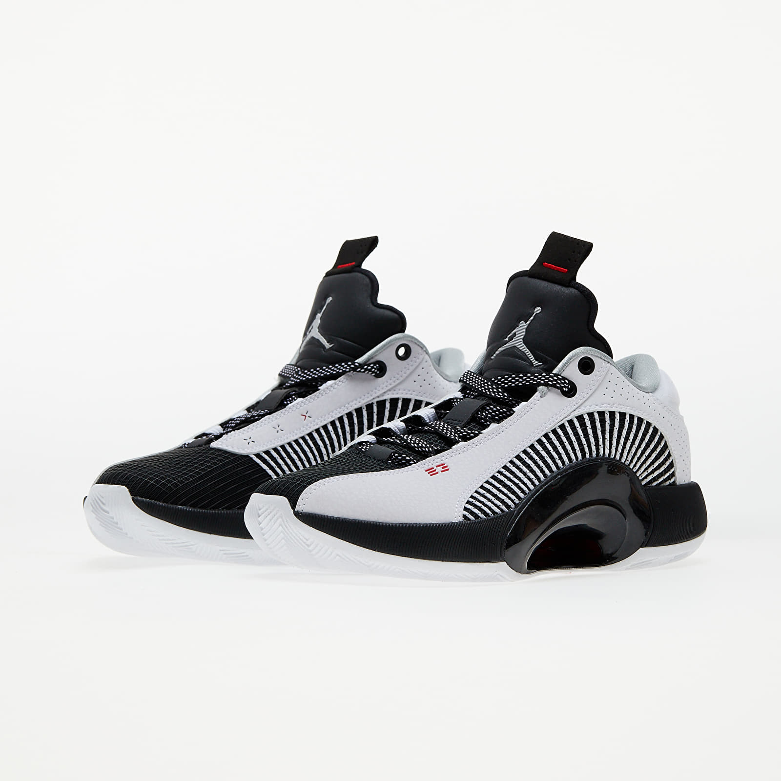 Vyriška avalynė Air Jordan XXXV Low White/ Metallic Silver-Black