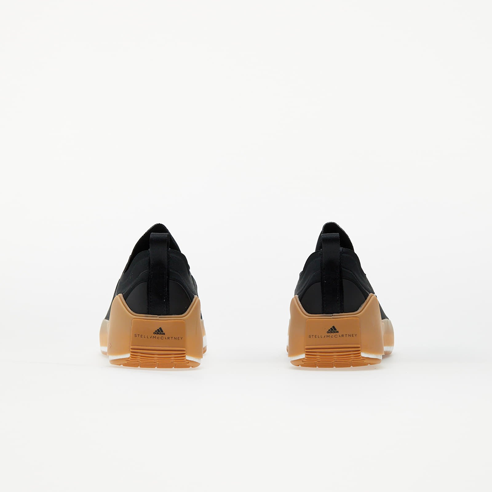Moteriška avalynė adidas x Stella McCartney Treino Core Black/ Core Black/ Off White
