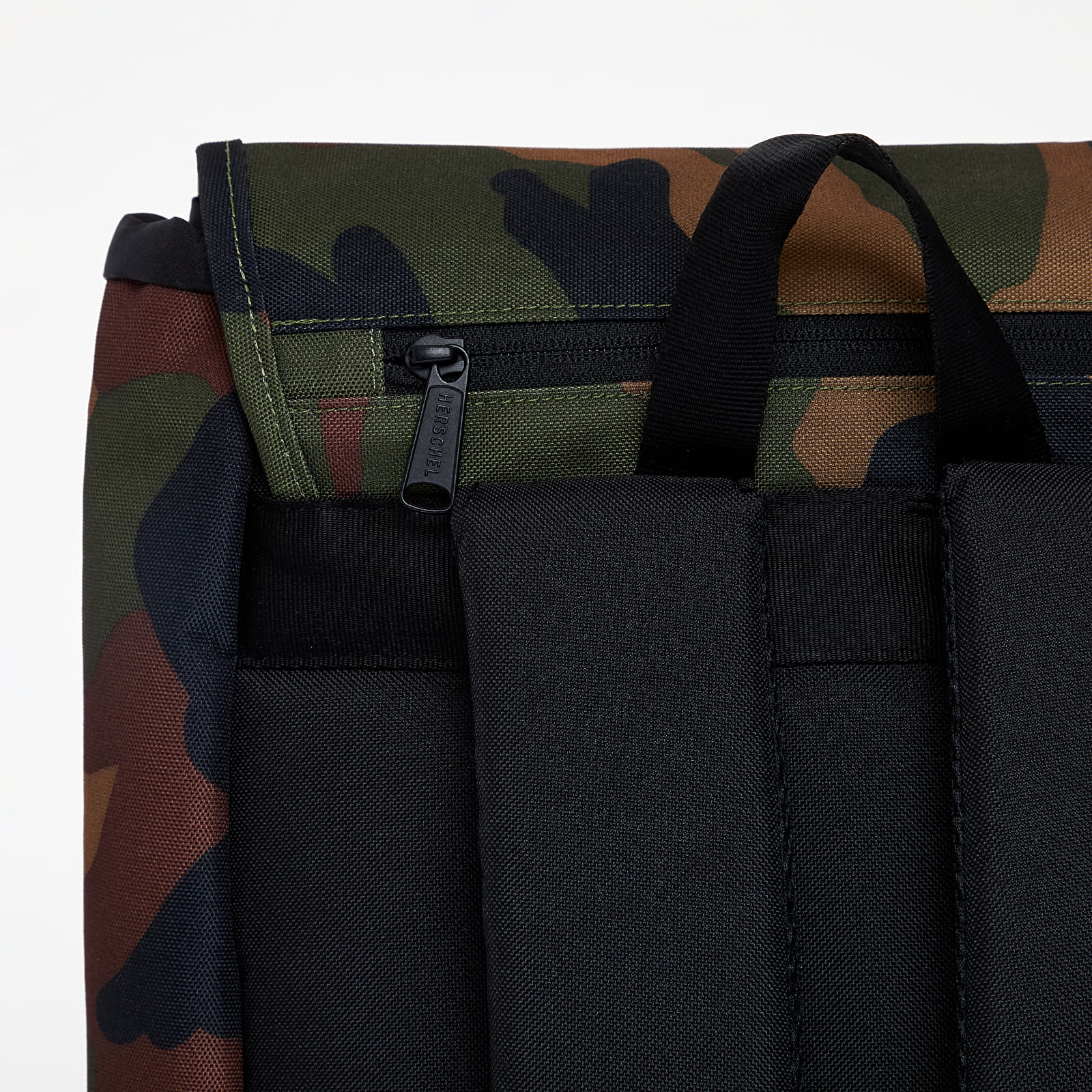 Batohy Herschel Supply Co. Retreat Pro Woodland Backpack Camo/ Black