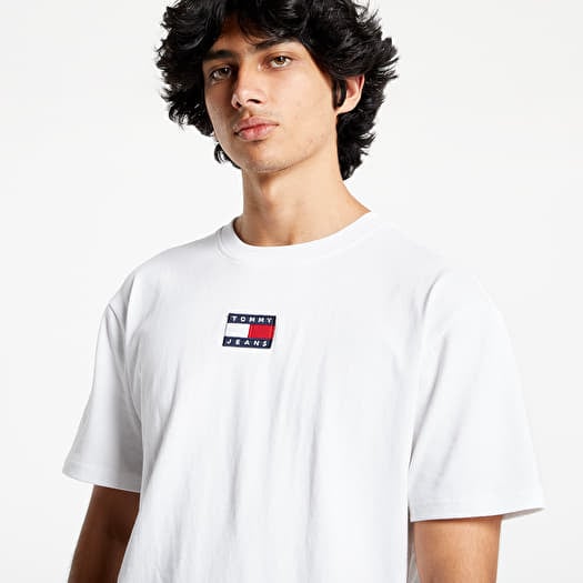 Tommy badge on sale tee