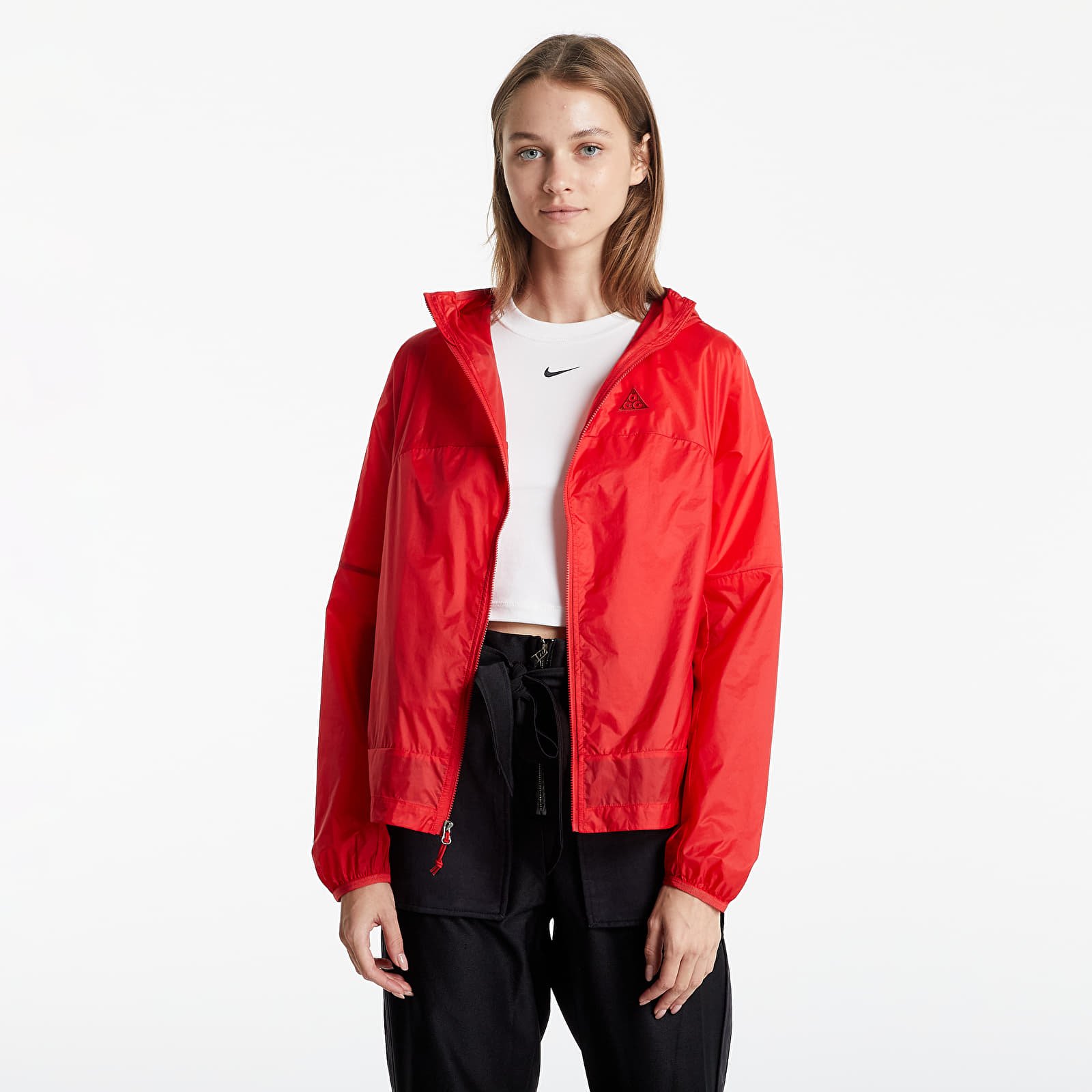 Nike windbreaker womens red new arrivals