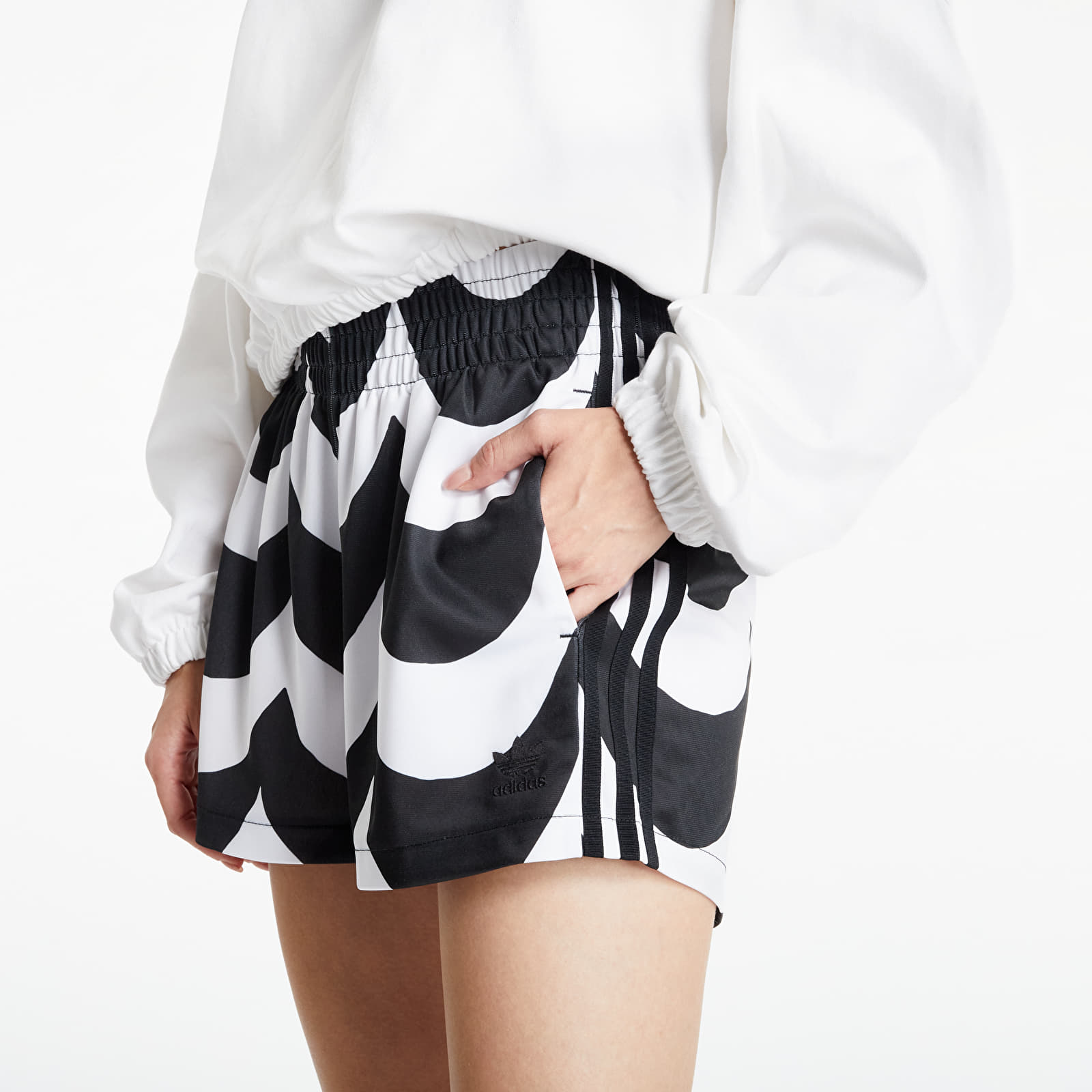 Pantaloncini adidas x Marimekko Shorts Black/ White