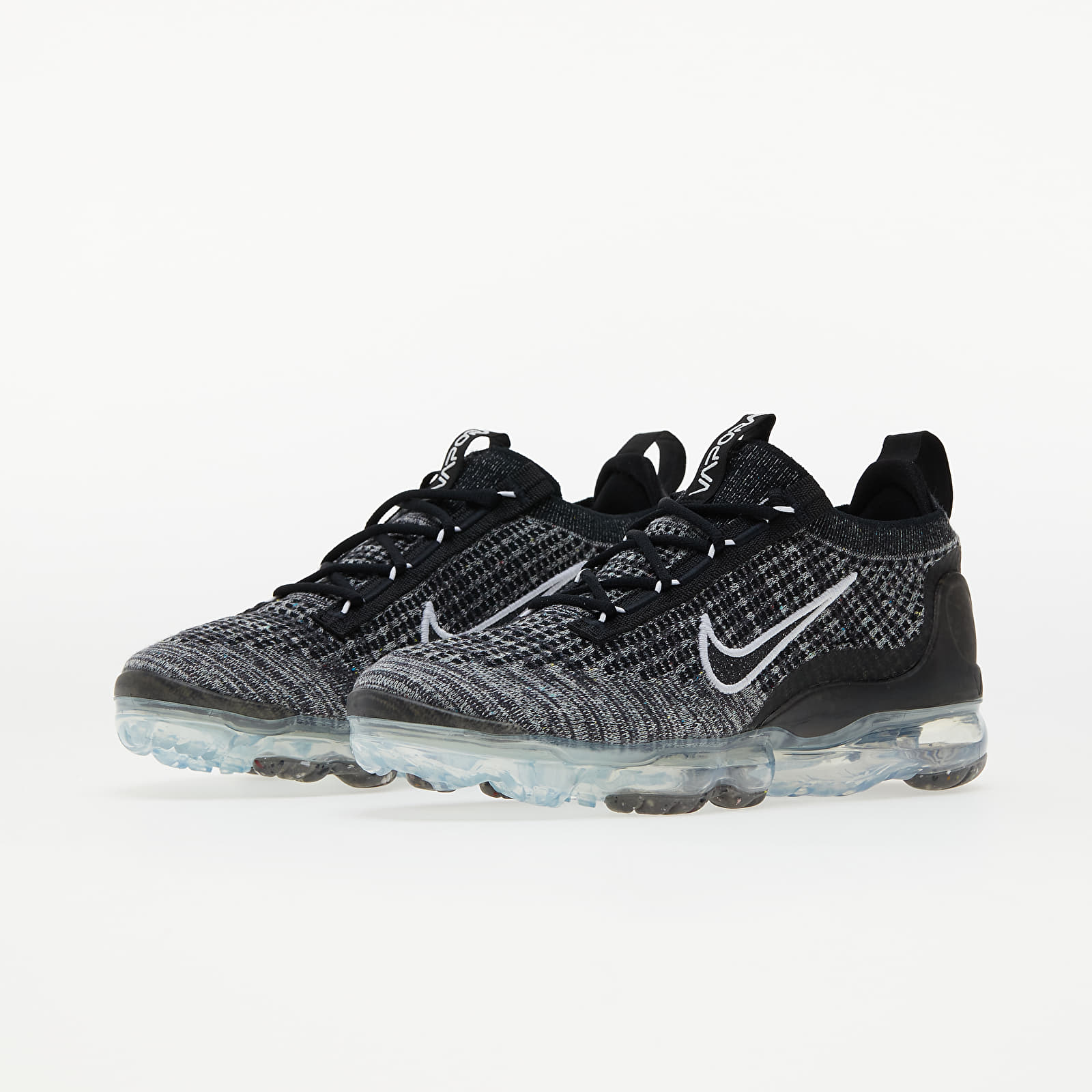 Zapatillas mujer Nike W Air Vapormax 2021 Flyknit Black/ Black-White-Metallic Silver