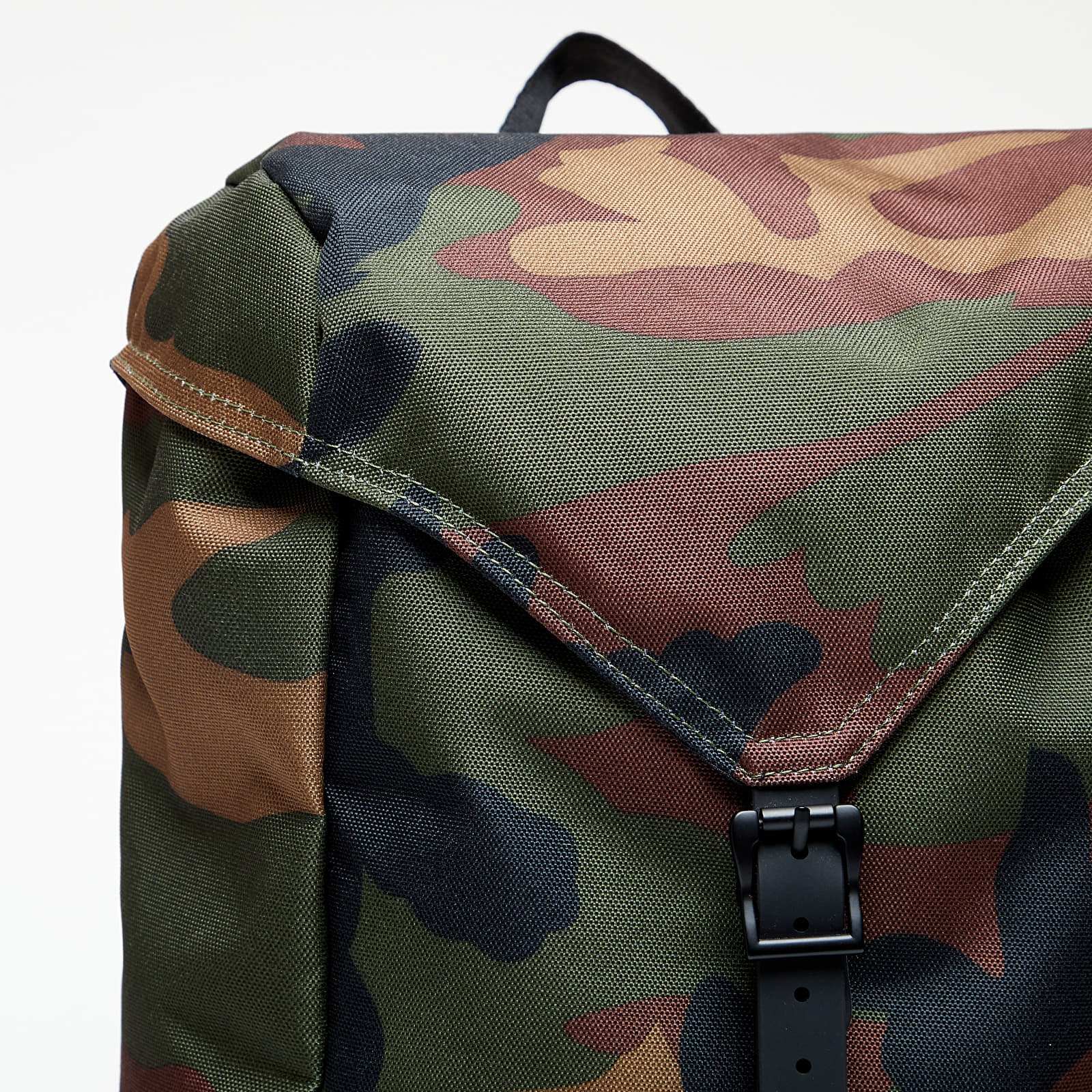 Σακίδια Herschel Supply Co. Thompson Pro Backpack Woodland Camo/ Black