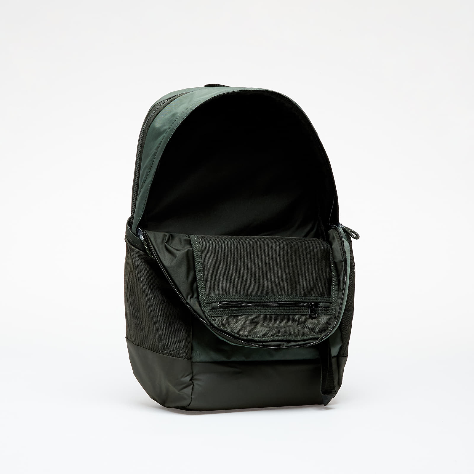 Hátizsákok Nike Sportswear Essentials Backpack Sequoia/ Oil Green/ Black