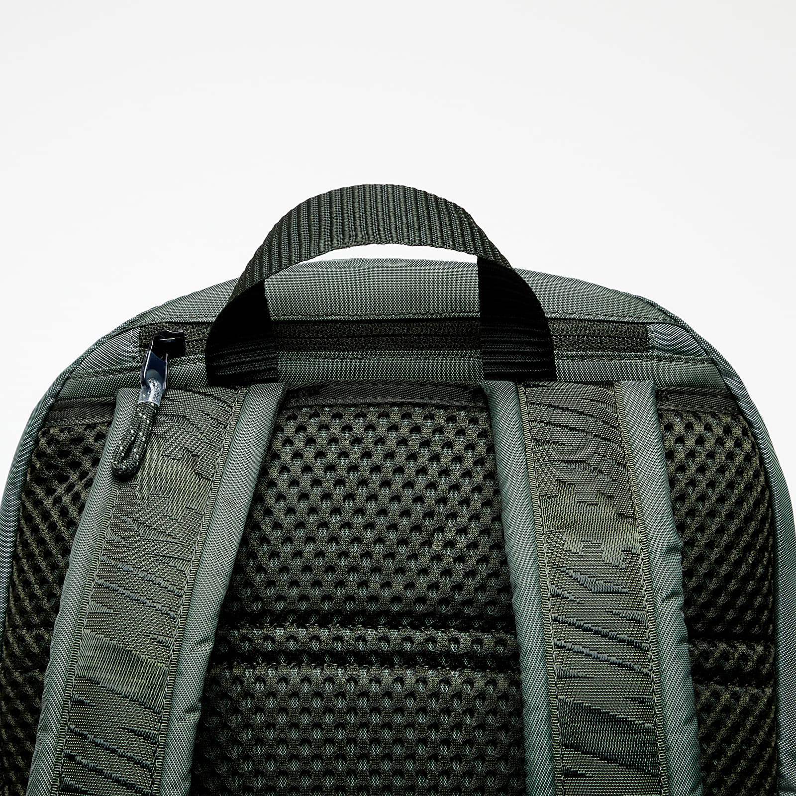 Hátizsákok Nike Sportswear Essentials Backpack Sequoia/ Oil Green/ Black