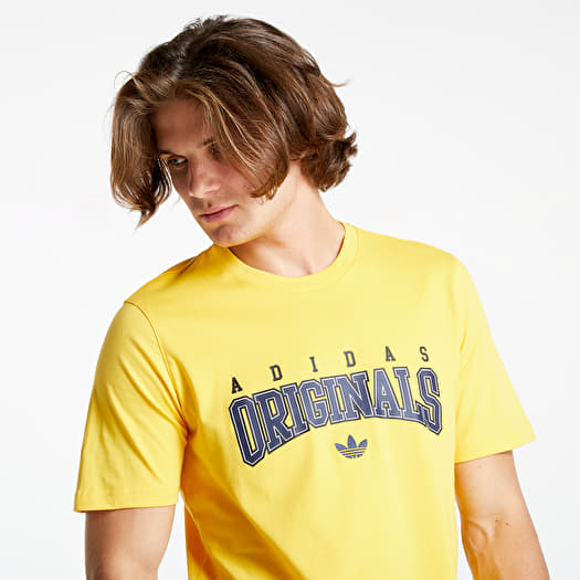 T-shirts adidas Script Tee Bold Gold (HF9221) | Footshop