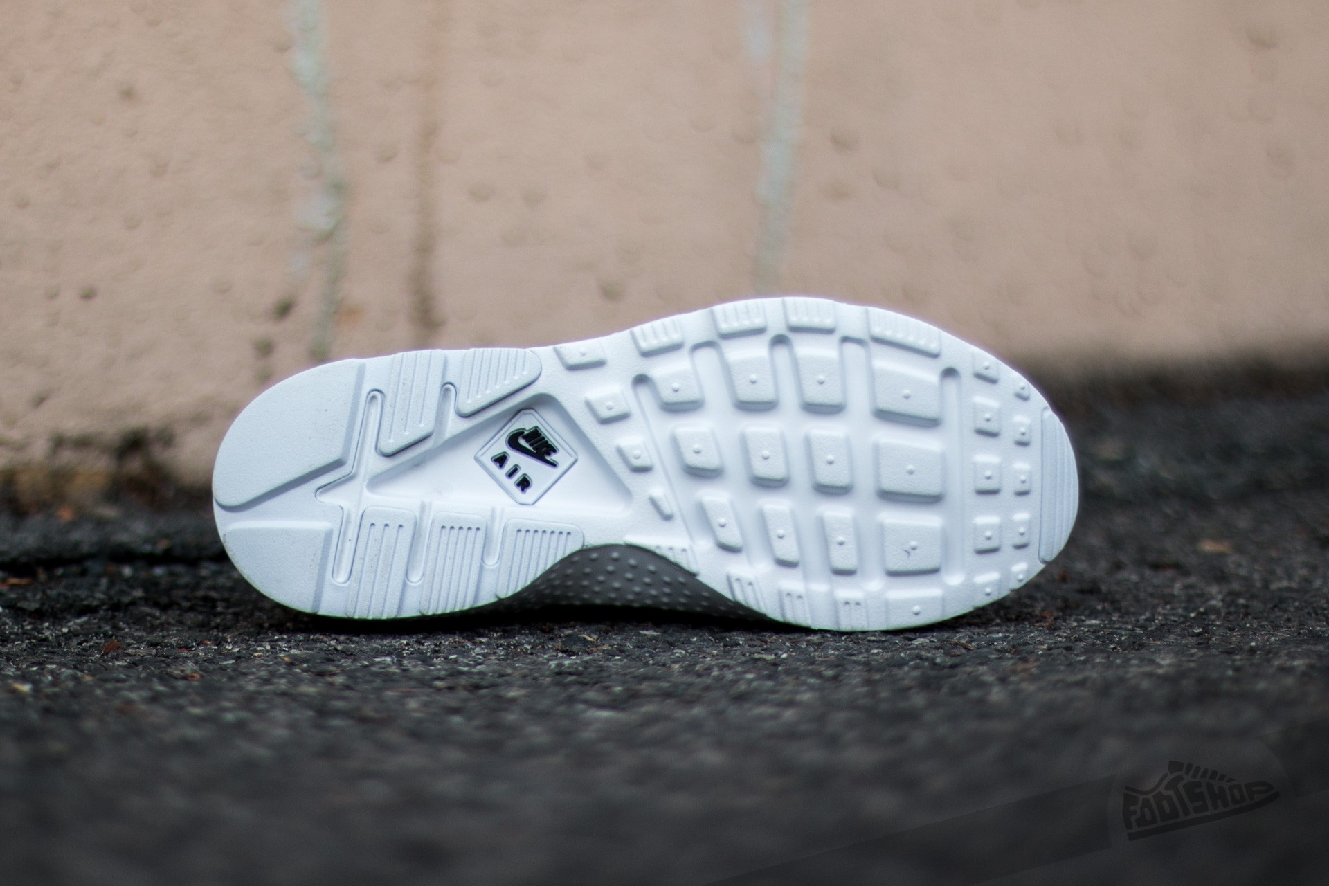 Sieviešu apavi Nike W Air Huarache Run Ultra White/ White-Black