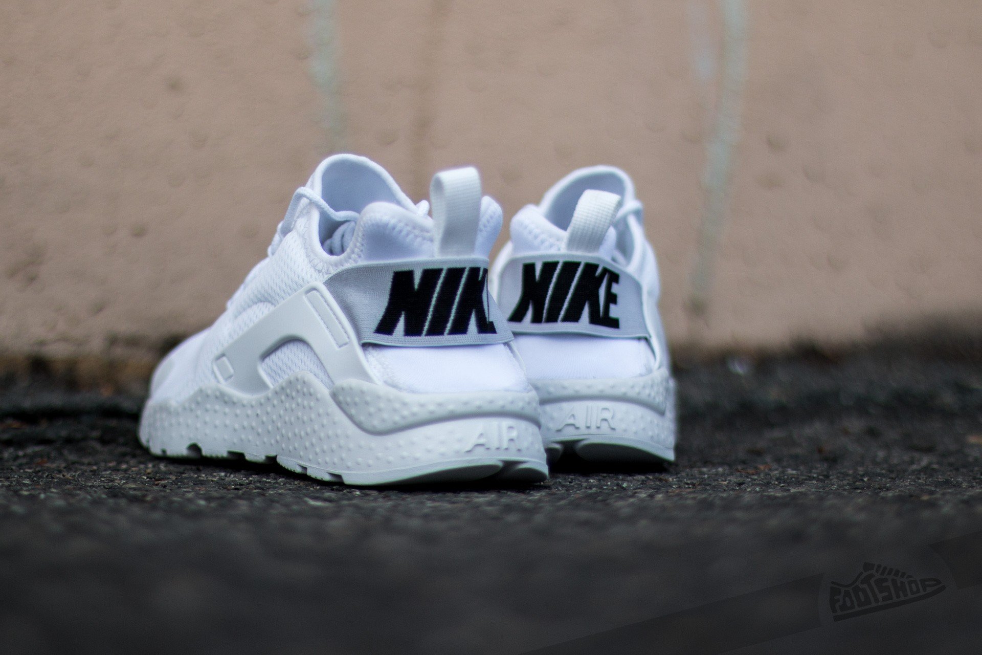 Dámské tenisky a boty Nike W Air Huarache Run Ultra White/ White-Black