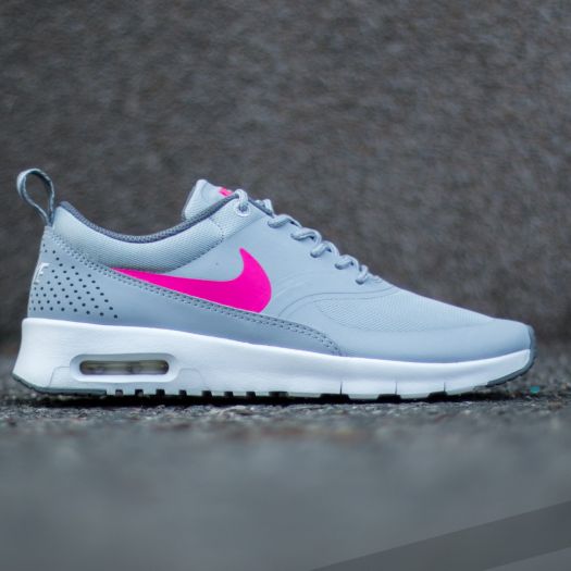 Nike thea cheap grey and pink