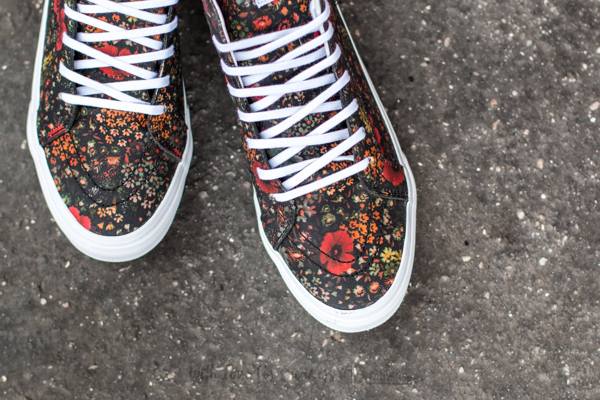 Dámské tenisky a boty Vans Sk8-Hi Slim Zip (Floral Leather) Multi/ True White
