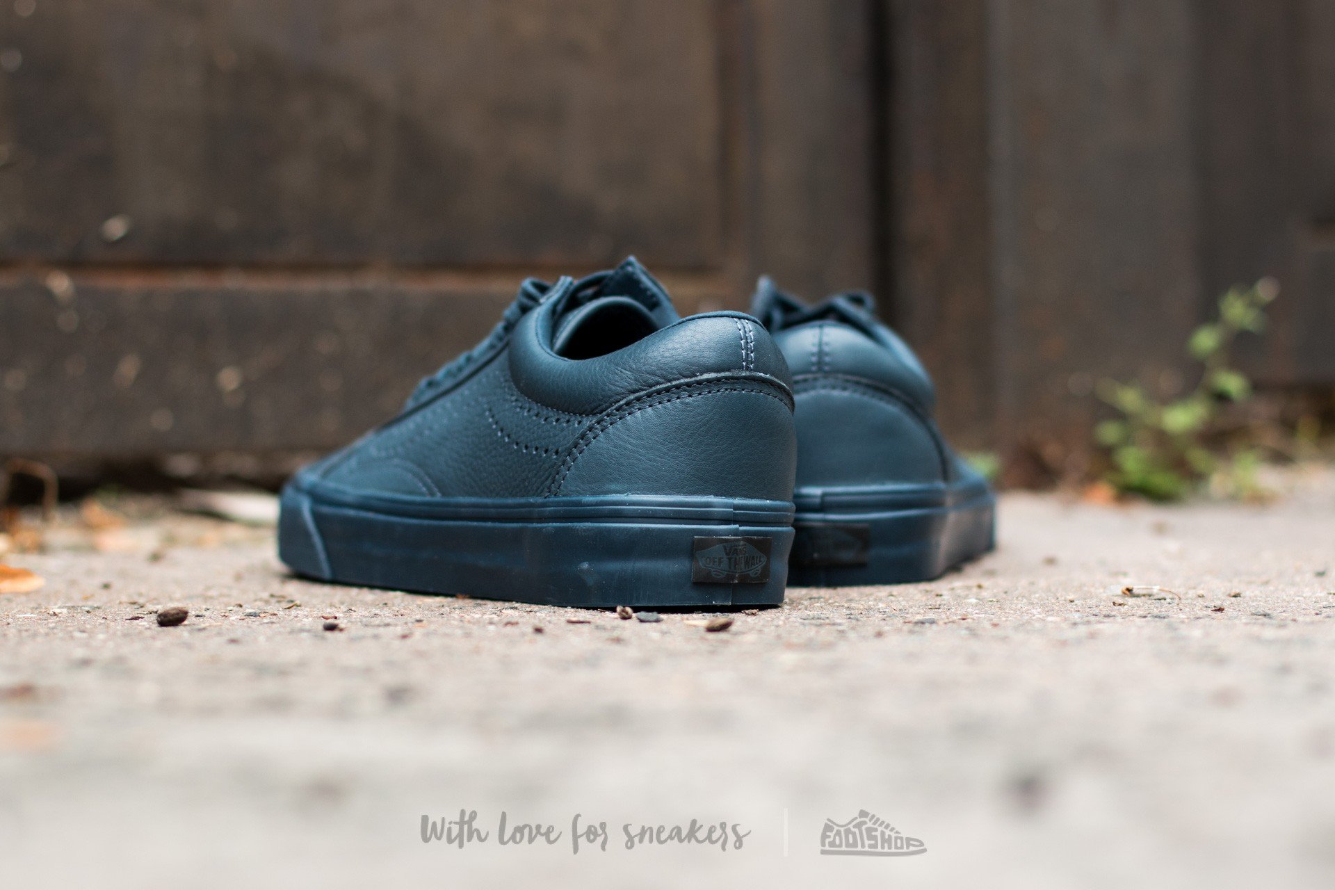 Vans old skool midnight navy top