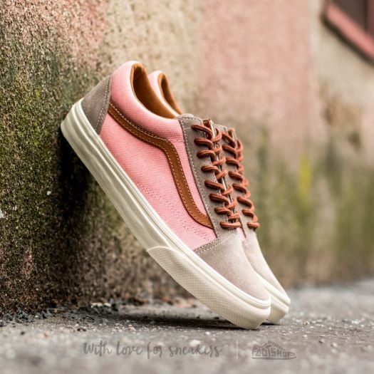 Vans coral shoes online