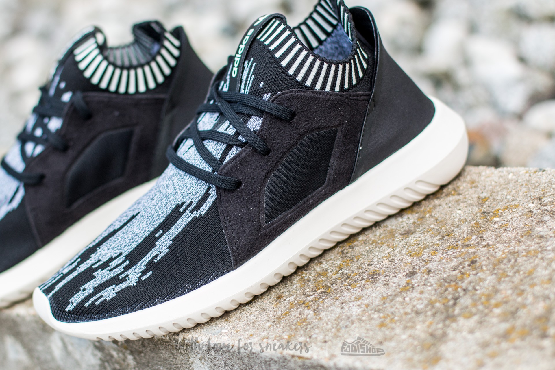 Scarpe donna adidas W Tubular Defiant Primeknit Core Black/ Core Black