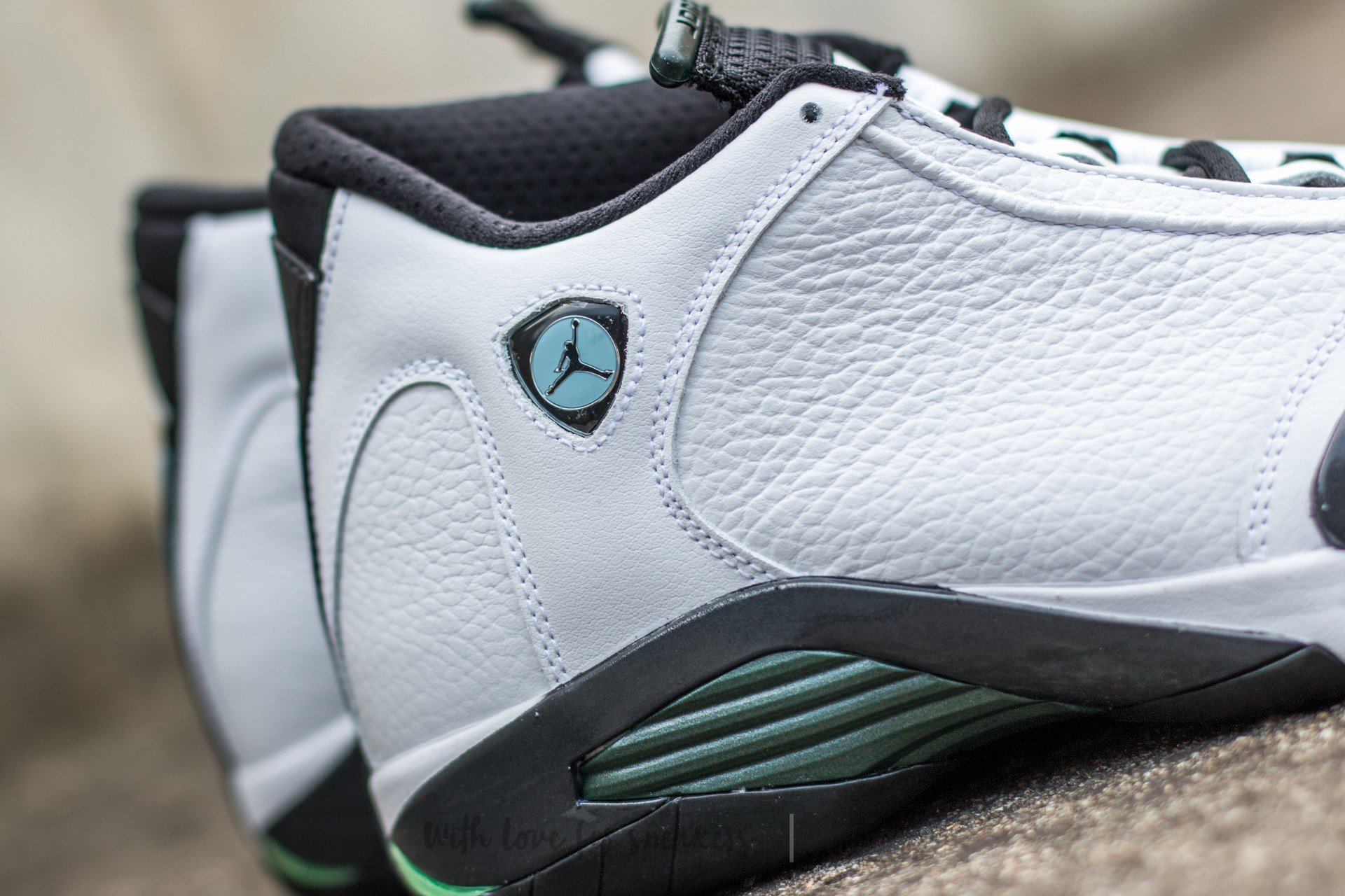 Herren Sneaker und Schuhe Air Jordan 14 Retro White/ Black-Oxidized Green-Legend Blue-Black