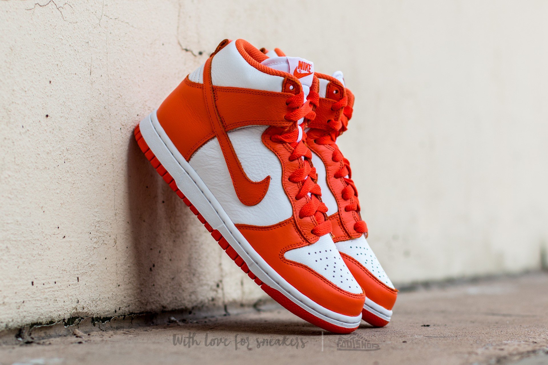 Women s shoes Nike Wmns Dunk Retro QS White Orange Blaze Footshop