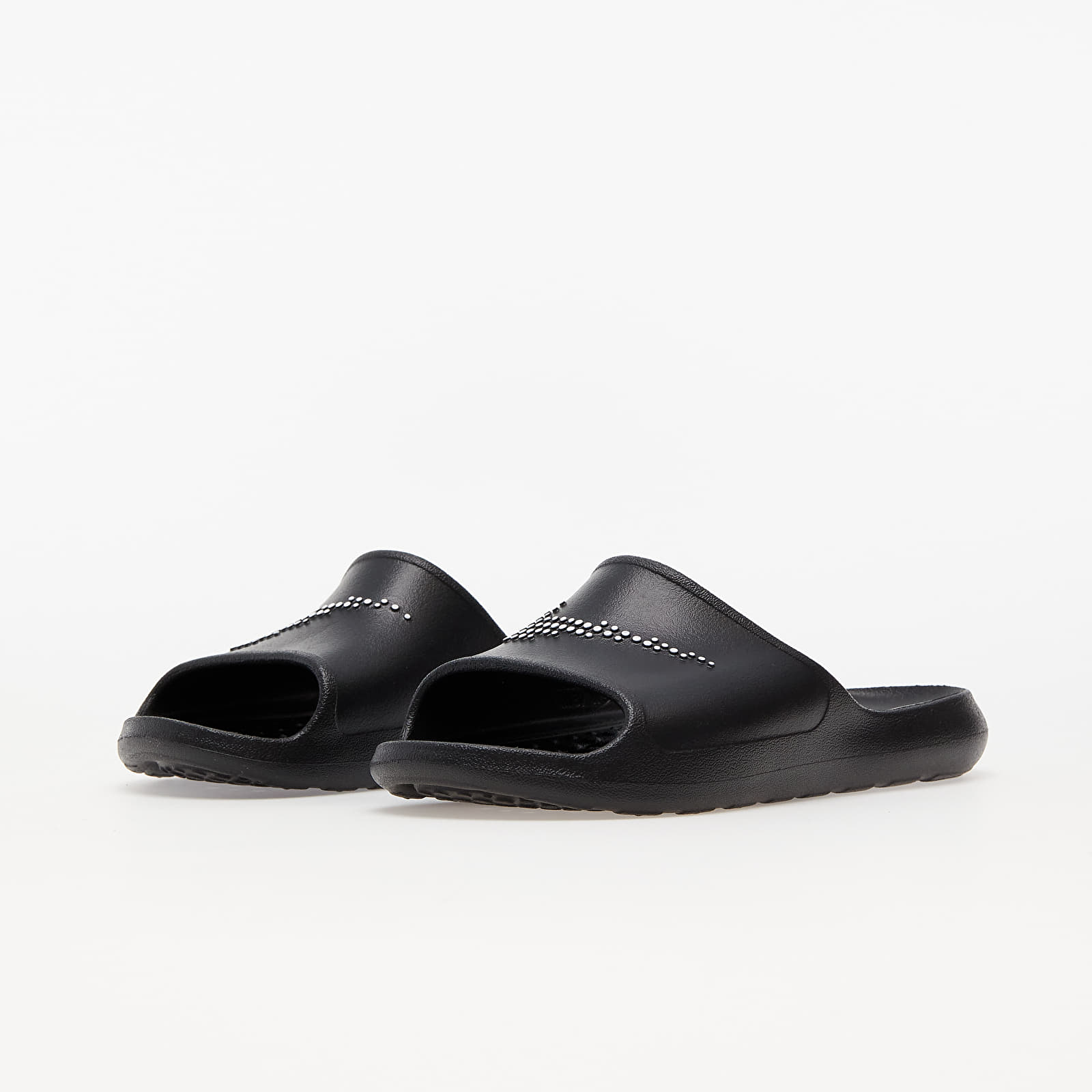 Dámske topánky a tenisky Nike W Victori One Shower Slide Black/ White-Black