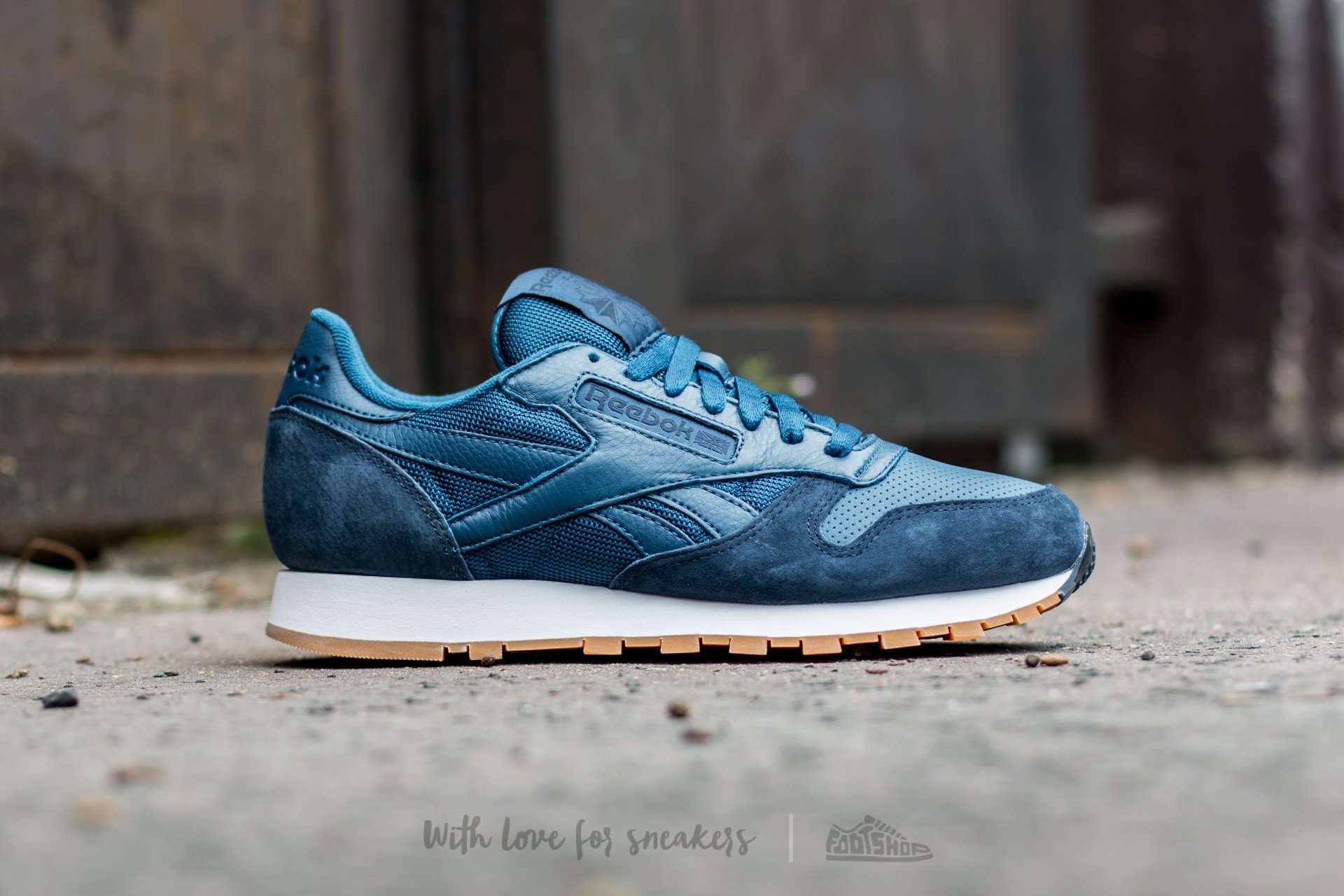 Herresko Reebok Classic Leather Perfect Split Noble Blue/ Collegiate Navy/ White-Gum