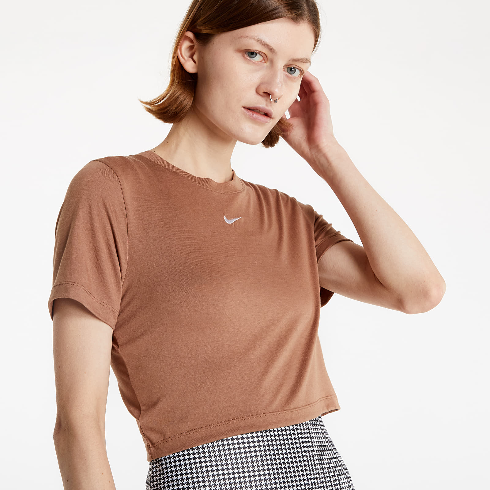 T-paidat Nike Sportswear Essential Women's Crop Top Archaeo Brown/ White
