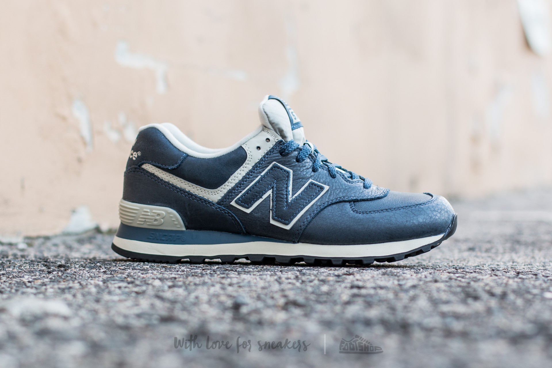 New balance ml574lub 2025