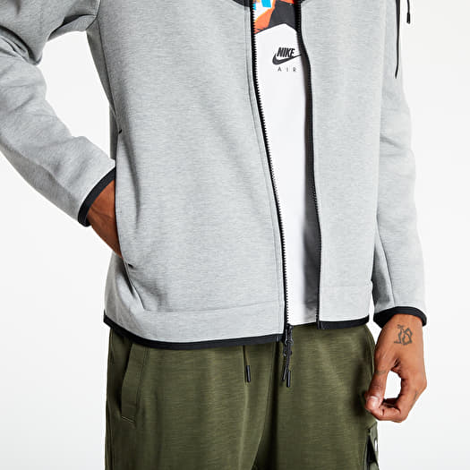 Nike hoodie zip pockets hot sale
